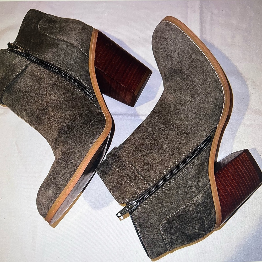 Sole Society Olive Green Suede Ankle Paislee Women Boots Sz-9 Pre-owned